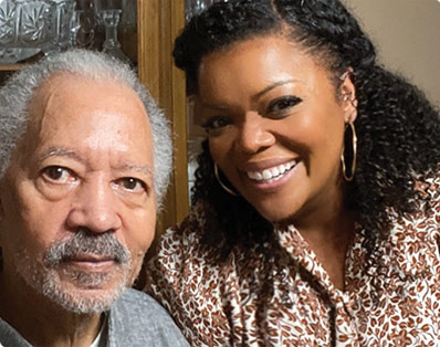 Actress Yvette Nicole Brown became a full-time caregiver for her father, Omar, as he developed Alzheimer's.